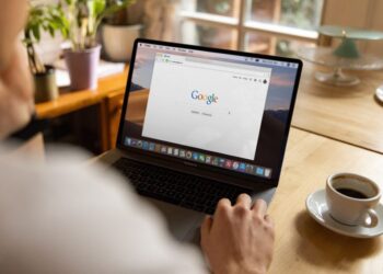 Alphabet (GOGL34) supera o lucro, porém a receita decepciona e a ação cai