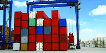 Em janeiro, a Santos Brasil (STBP3) transportou 125,4 mil contêineres