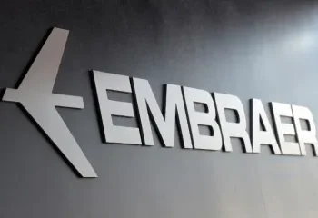 Embraer anuncia investimento de R$ 20 bilhões na produção de aviões e veículos voadores