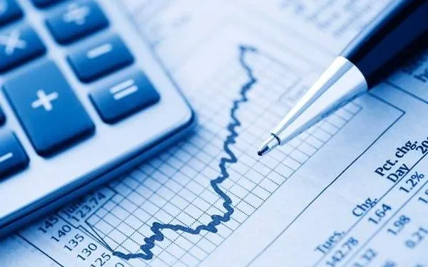 A balança comercial registrou um superávit de 991 milhões de dólares na segunda semana de fevereiro