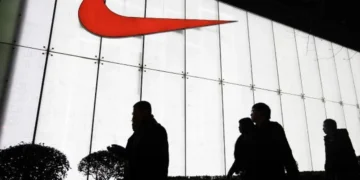 Nike registra lucro e receita superiores ao previsto no terceiro trimestre fiscal