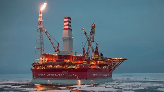 Petróleo cai com o progresso das negociações entre a Rússia e a Ucrânia