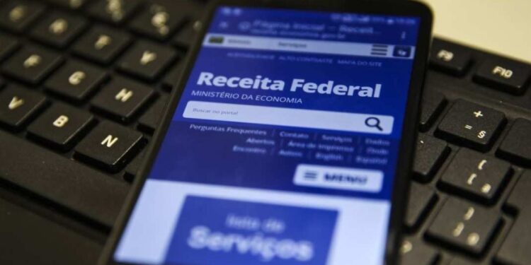 Imposto de Renda 2025: Aqueles que escolherem receber através do Pix terão prioridade na devolução