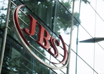 JBS (JBSS3) revela plano de investimento de 100 milhões de dólares no Vietnã