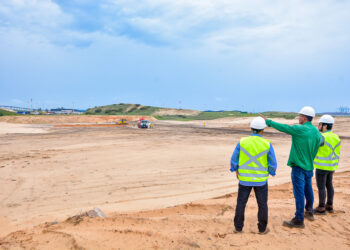 Grupo Equador Dislub comemora o lançamento da Pedra Fundamental do Parque de Tancagem em Pecém