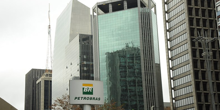 Ainda é avaliada pela Petrobras a existência de conflito de interesse na nomeação de Tolmasquim para a Eletrobras