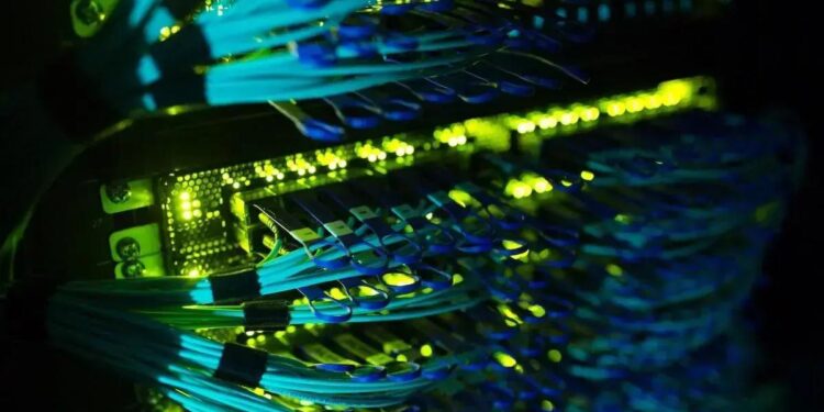 A demanda por data centers na Ásia deve crescer 32% ao ano até 2028 (Foto: Andrey Rudakov/Bloomberg)