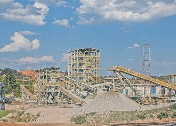 O Brasil tem potencial para arrecadar mais de R$ 300 milhões através do leilão de áreas para mineração na B3, previsto para 2025