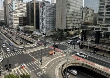 Avenida Paulista em São Paulo: startups da região continuam a investir diante de oportunidades de negócios em diferentes áreas