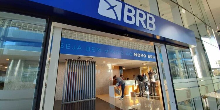 BRB finaliza a transferência de 49% de sua financeira para um grupo de investidores pelo valor de R$ 320 milhões