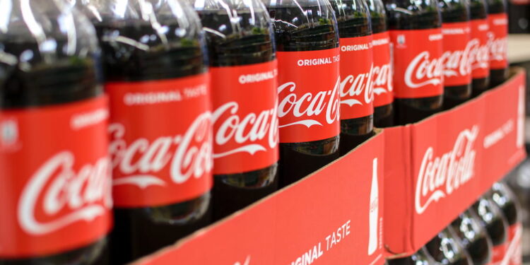 A Coca-Cola planeja investir 7 bilhões de reais no Brasil para ampliar suas operações