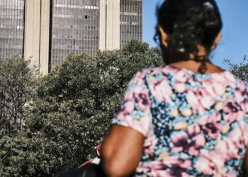 Copom decidiu, de forma unânime, pela elevaço da taxa em 1 ponto percentual, para 14,25% ao ano