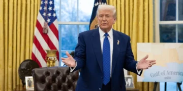 Trump afirma que as tarifas para o México e Canadá podem aumentar ainda mais no futuro
