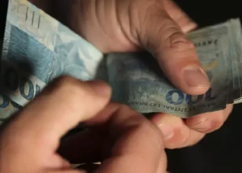 Bancos concedem mais de R$ 1 bilhão em empréstimo consignado privado em sete dias