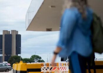 No Brasil, a decisão do Copom será divulgada após o fechamento do mercado, enquanto que nos EUA a decisão será publicada às 15h (horário de Brasília)