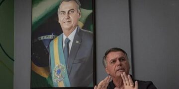 O Ministério Público alegou em sua denúncia que Bolsonaro havia agido como líder de uma “organização criminosa” que era “baseada em projeto de poder autoritário”. Defesa nega