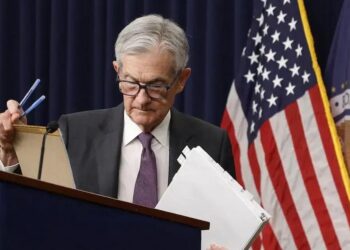 O presidente do Fed, Jerome Powell, reconheceu que há muitas incertezas que influenciam a perspectiva econômica (Foto: Kevin Dietsch/Getty Images)