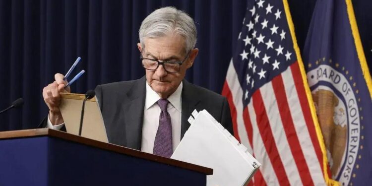 O presidente do Fed, Jerome Powell, reconheceu que há muitas incertezas que influenciam a perspectiva econômica (Foto: Kevin Dietsch/Getty Images)