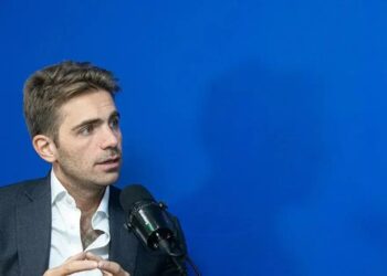 Pierpaolo Barbieri, fundador e CEO de Ualá, conceceu entrevista para o podcast "La Estrategia del Día" da Bloomberg Línea (Foto: Oswaldo Hernández)