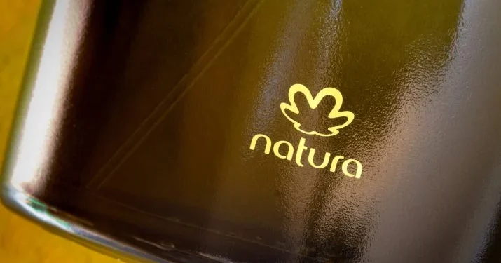 As ações da Natura caem mais de 20% depois que o balanço desapontou os investidores