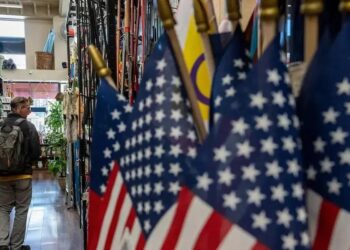 sinais contraditórios estão causando nervosismo em Washington e em Wall Street sobre o que está por vir para a maior economia do mundo