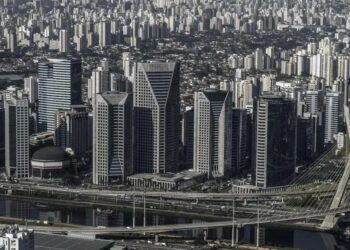 Vista de São Paulo: O número de fundos em crédito privado cresceu para 2.070 produtos em 2024 – alta de 49% em relação ao ano anterior. (Foto: Paulo Fridman/Bloomberg)