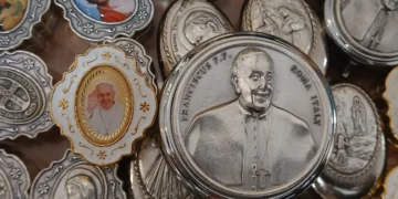 Para governar o Vaticano, ser Papa não basta — É preciso ser CEO