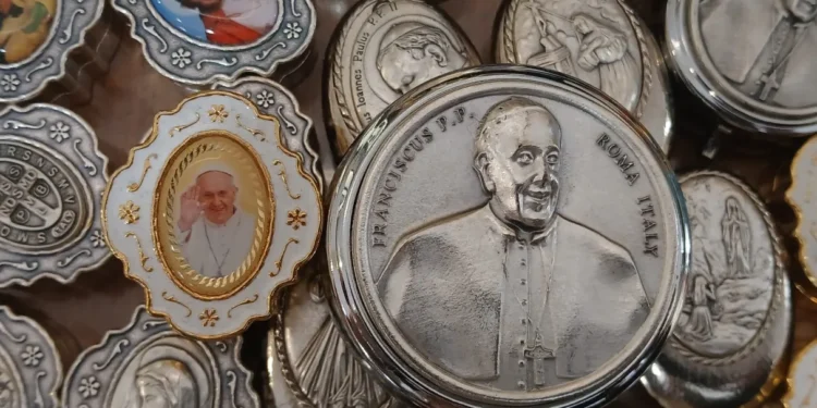 Para governar o Vaticano, ser Papa não basta — É preciso ser CEO