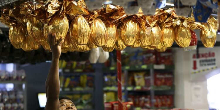 Páscoa: vendas de pães, doces e peixes devem ter um aumento de até 10% no Ceará