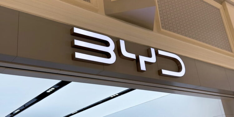 BYD e empresas chinesas de automóveis impulsionam o mercado com vendas robustas em março