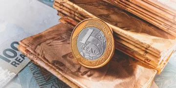 Em março, AZIN11 obteve um retorno de 205% do CDI, elevando os dividendos