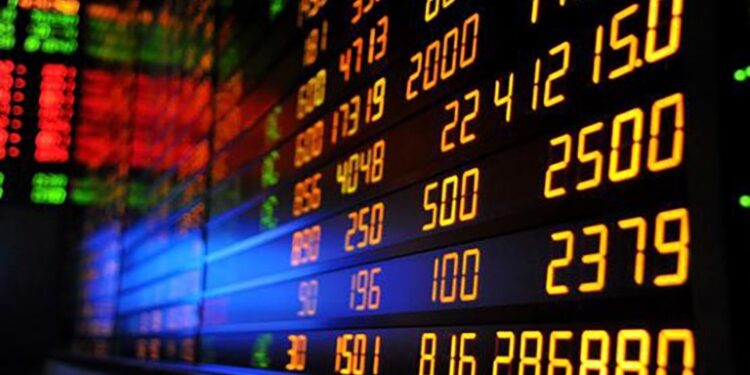 Ibovespa “puxa a fila” para descer a ladeira da disputa comercial