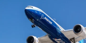 Boeing tem um prejuízo de US$ 37 milhões, valor inferior ao de 2024