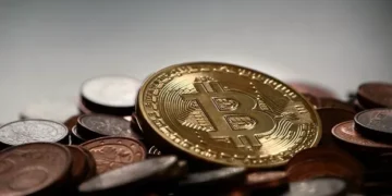 Bitcoin acompanha o ouro e ultrapassa os 90 mil dólares, aumentando a sua percepção como um ativo de proteção