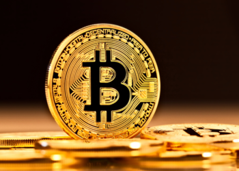 Bitcoin cai com um padrão gráfico que indica uma tendência de queda contínua