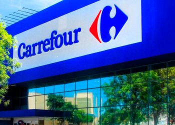 Península, pertencente à família Diniz, anuncia a venda de sua totalidade do controle do Carrefour (CRFB3)