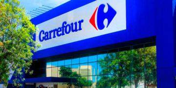 Península, pertencente à família Diniz, anuncia a venda de sua totalidade do controle do Carrefour (CRFB3)