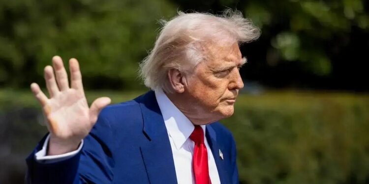 Guerra Tarifária: 3 Riscos Ocultos da Crise de Trump