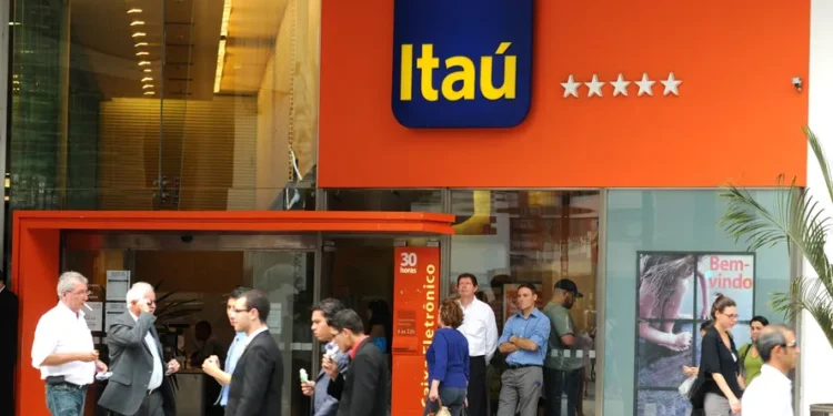 Clientes do Itaú são reembolsados em R$ 253 milhões por cobranças não autorizadas