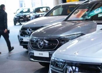 Mercedes-Benz electric vehicles inside a Mercedes-Benz AG showroom in Berlin, Germany, on Tuesday, Feb. 24, 2022. Mercedes-Benz expects profitability at its main cars division to slip this year as the German manufacturer sees more drag from supply-chain snarls and a surge in raw-material costs.