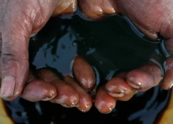 Os preços do petróleo estão em sua menor queda em quatro anos