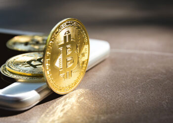 Bitcoin se aproxima dos US$ 95 mil após forte alta na semana anterior