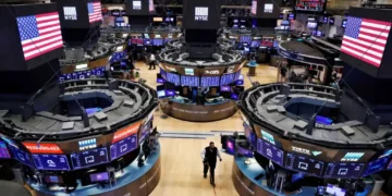 Após Trump anunciar uma pausa de 90 dias nas tarifas, Wall Street dispara
