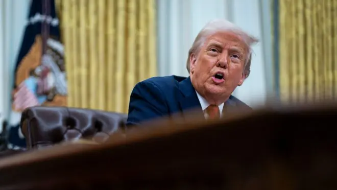 Trump eleva em 125% as tarifas para a China
