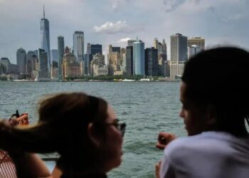 Turismo Estrangeiro nos EUA: Queda de 10% e US$ 90 Bi