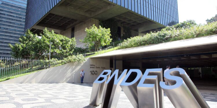 BNDES concede R$ 47 milhões para a Osirnet restaurar infraestrutura no Rio Grande do Sul