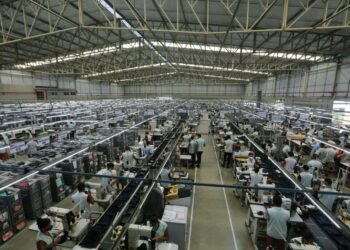 O Ceará possui o maior parque industrial de máquinas retas da América Latina para a produção de calçados