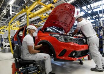 A indústria do Ceará mantém-se otimista, porém lida com impostos e juros, de acordo com a Sondagem Industrial