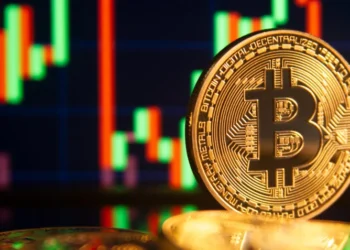 Bitcoin (BTC) perde valor antes da inflação americana e da mudança no ‘tarifaço’; o valor das criptomoedas diminui nesta sexta-feira (30)