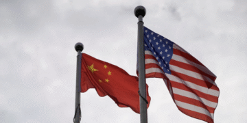 EUA e China fazem acordo para reduzir déficit comercial